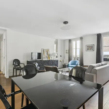 Familial 6 Personnes By Weekome Apartment Paris